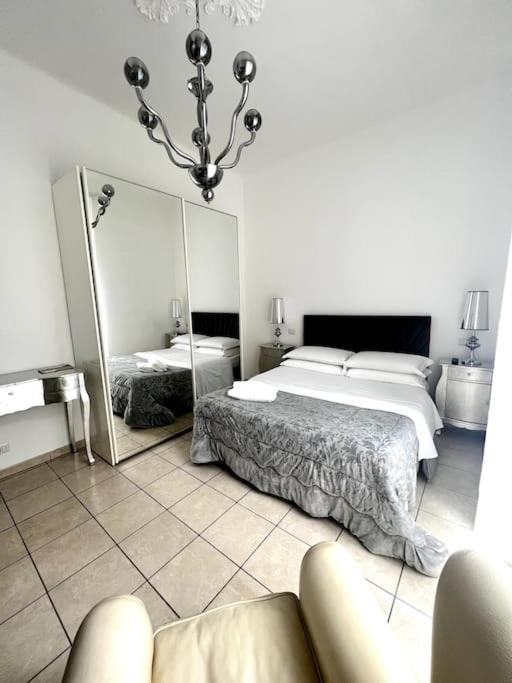 Hotel Virginia Apartaments - Stazione Termini Řím Exteriér fotografie