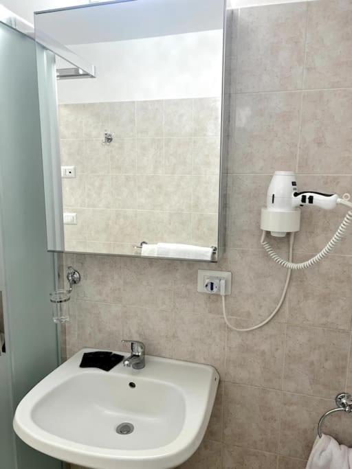 Hotel Virginia Apartaments - Stazione Termini Řím Exteriér fotografie