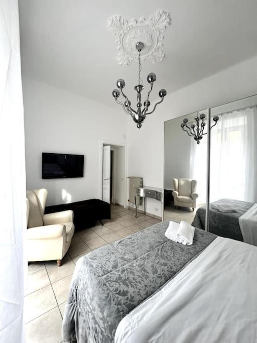 Hotel Virginia Apartaments - Stazione Termini Řím Exteriér fotografie